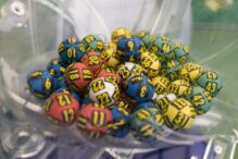 mnmnmnmntragerile-loto-speciale-de-craciun-cu-premii-suplimentare.-report-la-loto-6/49-la-categoria-i-de-peste-1,46-milioane-de-euro