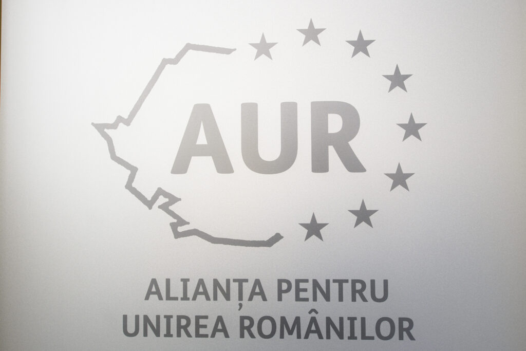 aur-a-atacat-la-ccr-hotararea-parlamentului-referitoare-la-consiliile-de-administratie-ale-televiziunii-romane-si-radioului-public