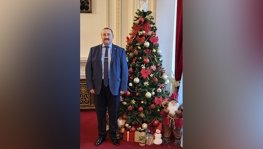 prof-univ-dr-ing.-dan-cascaval,-senator-si-rector-tuiasi,-mesaj-cu-ocazia-sarbatorilor-de-iarna:-2026-nu-trebuie-sa-fie-un-an-al-resemnarii,-ci-al-constientizarii
