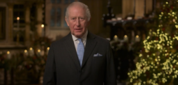 regele-charles-face-apel-la-reconciliere-si-unitate-in-mesajul-sau-de-craciun:-putem-gasi-puterea-de-a-ne-asigura-ca-binele-triumfa-asupra-raului
