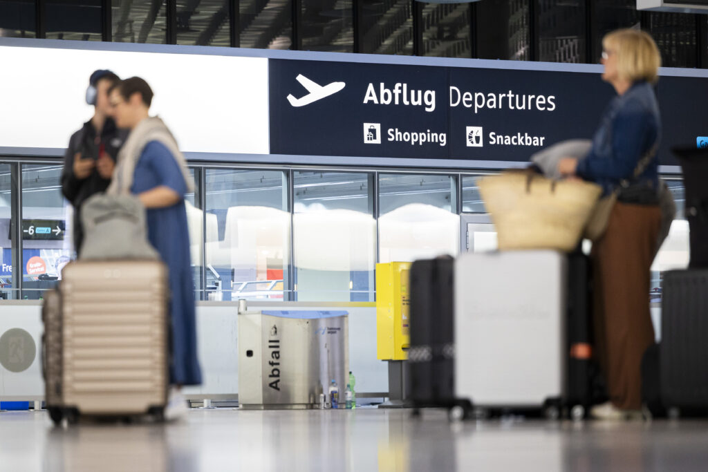 germania:-trafic-aerian-perturbat-la-hanovra,-dupa-aparitia-unor-drone-neidentificate-in-zona