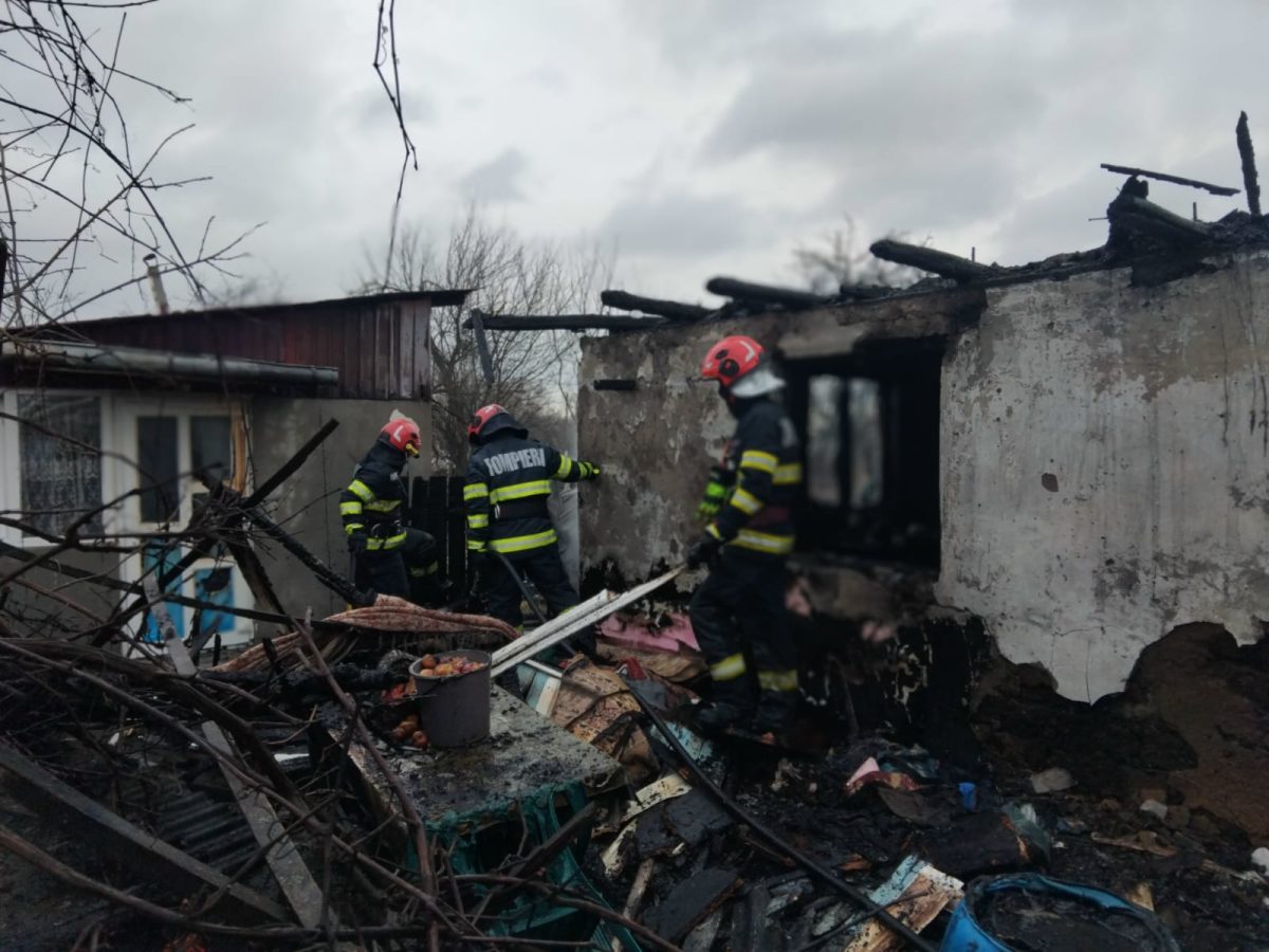 incendiu-produs-la-o-locuinta-in-localitatea-tatarusi.-pompierii-au-intervenit