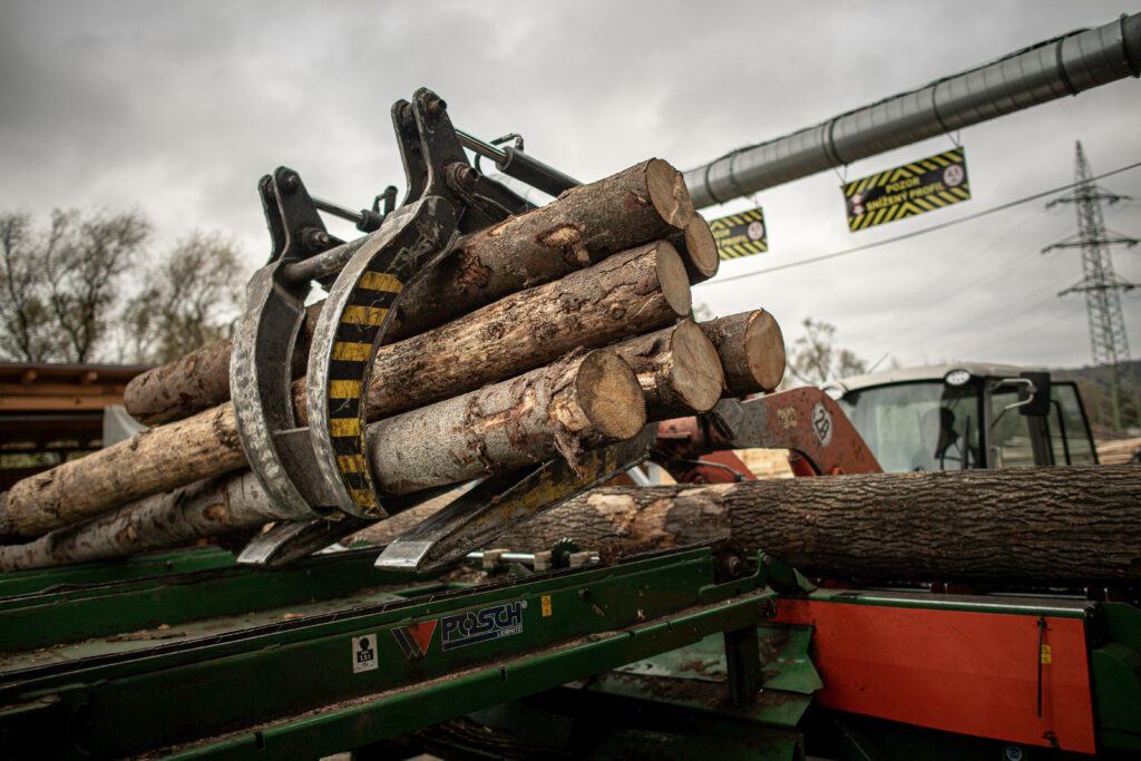 europa-a-franat-lupta-impotriva-schimbarilor-climatice.-un-an-pierdut,-in-timp-ce-marile-companii-petroliere-isi-cresc-profiturile