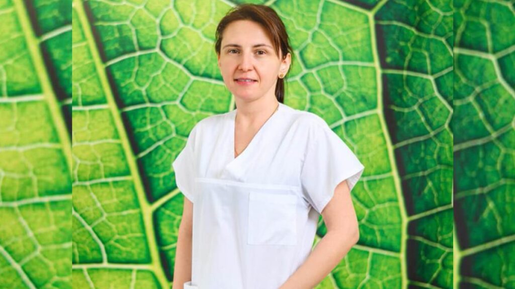 cand-trebuie-sa-apelam-la-medic-pentru-implanturi-dentare.-exista-anumite-categorii-de-pacienti-care-beneficiaza-de-anestezie-generala