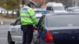 un-tanar-din-iasi-a-fost-prins-beat-la-volan-si-fara-permis-de-conducere.-acum-are-dosar-penal