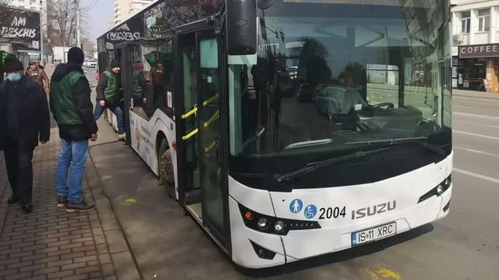 a-fost-stabilit-programul-transportului-in-comun-din-iasi-pentru-31-decembrie-2025-si-1-ianuarie-2026,-inclusiv-in-noaptea-de-revelion