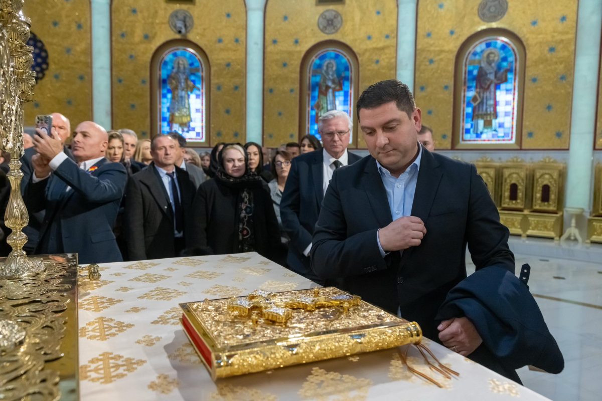 deputatul-psd-bogdan-cojocaru-transmite-urari-iesenilor:-credinta,-munca-si-unitate-pentru-un-viitor-mai-bun