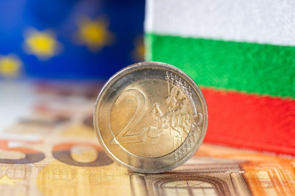 intrarea-bulgariei-in-zona-euro-a-venit-cu-provocari-pentru-comercianti-si-oameni:-e-o-nebunie,-nu-avem-euro-pentru-rest