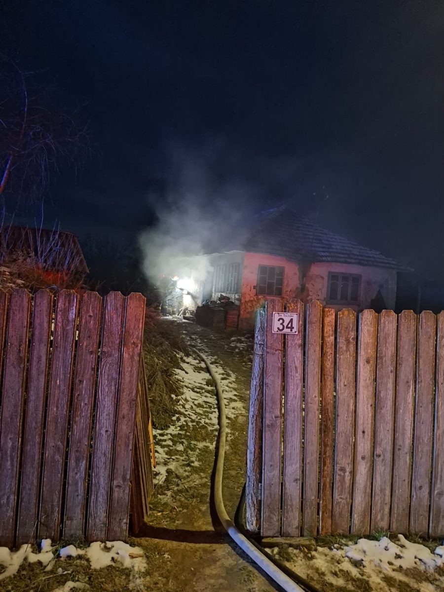 incendiu-la-o-locuinta-din-satul-poiana-marului,-comuna-ceplenita-–-update