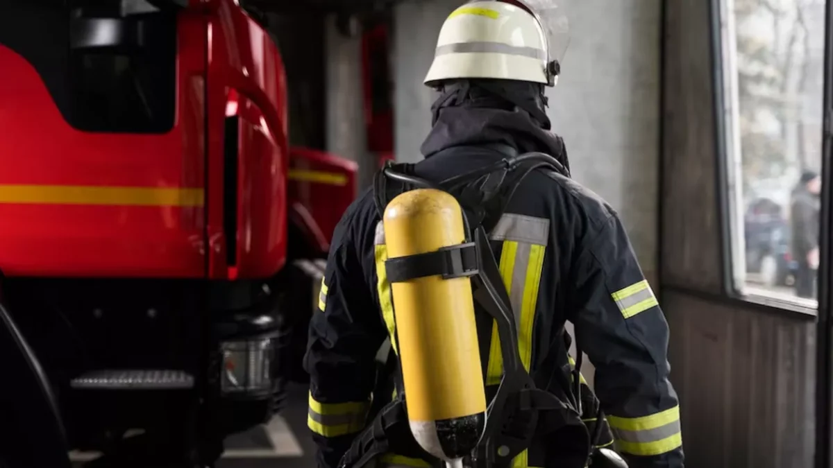 incendiu-la-o-casa-de-locuit-in-comuna-probota.-pompierii-au-intervenit