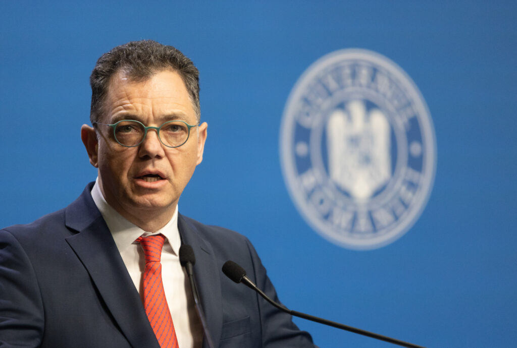 stefan-radu-oprea-prezinta-bilantul-anului-2025:-330-de-milioane-de-euro-salvati-si-reforme-cheie-la-guvern