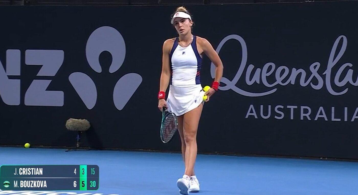 jaqueline-cristian-si-a-schimbat-sponsorul-tehnic,-dar-a-pierdut-la-brisbane.-foto