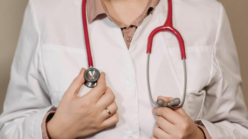 iesitul-in-frig-nu-provoaca-raceala,-spun-specialistii.-de-ce-ne-imbolnavim-mai-des-iarna