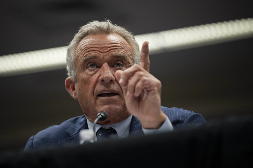 oficialii-administratiei-trump-cer-ca-termeni-precum-femei-si-rasa-sa-fie-interzisi-in-cererile-de-finantare-federala