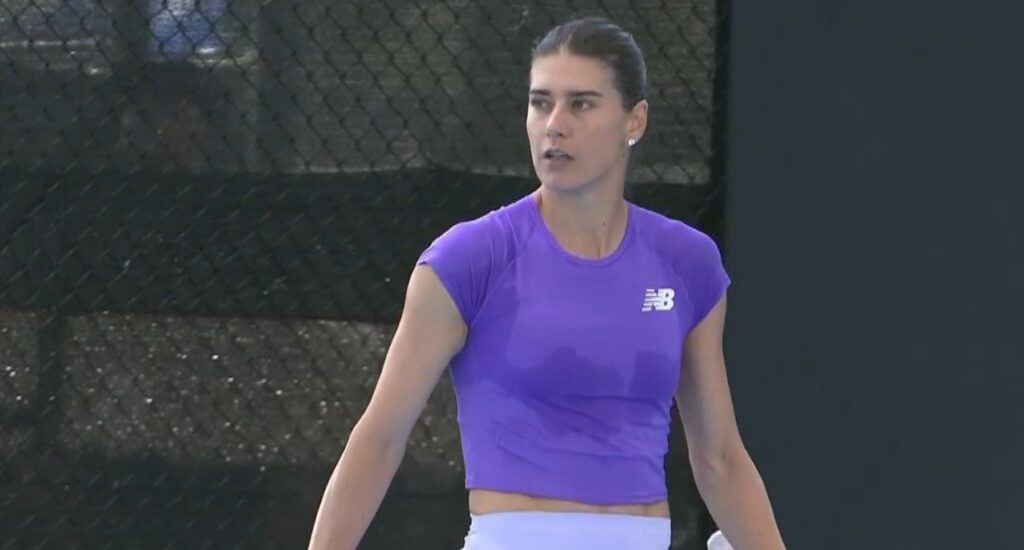cati-bani-a-castigat-sorana-cirstea-dupa-ce-a-invins-o-pe-jelena-ostapenko-si-s-a-calificat-in-optimi-la-brisbane