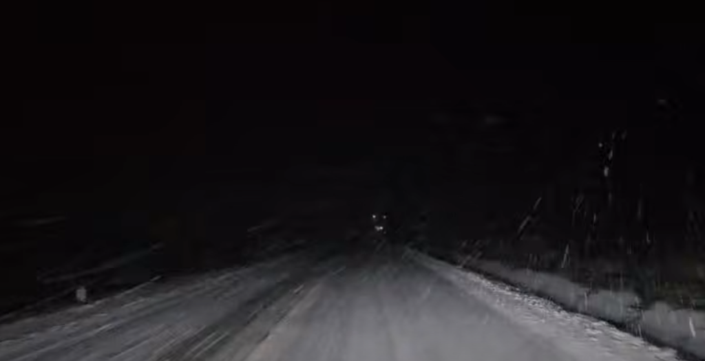 ninsori-abundente-in-zona-moldovei.-zeci-de-utilaje-drdp-iasi,-mobilizate-pe-drumurile-nationale-–-update