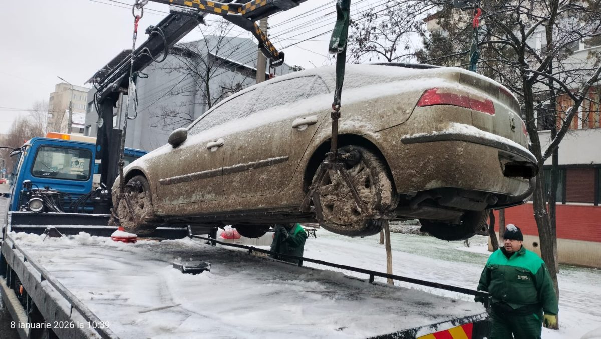 a-fost-reluata-campania-de-ridicare-a-autovehiculelor-abandonate-pe-domeniul-public-din-municipiul-iasi
