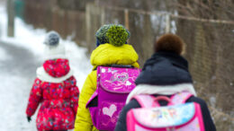 gerul-afecteaza-scolile-din-judetul-iasi!-doua-unitati-raman-in-continuare-inchise