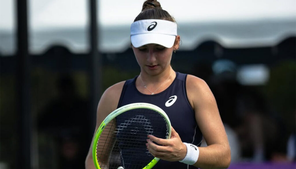 mary-stoiana-e-noua-senzatie-de-la-australian-open.-tatal-ei-e-roman,-dar-ea-joaca-pentru-sua