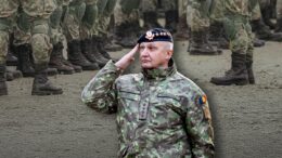 armata-isi-incalta-soldatii.-de-ziua-nationala,-800-de-perechi-de-bocanci-noi-au-trecut-pe-sub-arcul-de-triumf