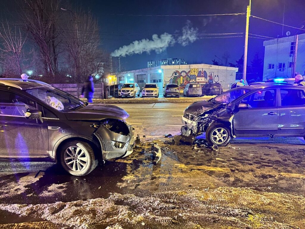 accident-rutier-produs-in-municipiul-iasi,-pe-bulevardul-primaverii!-au-fost-implicate-doua-autoturisme