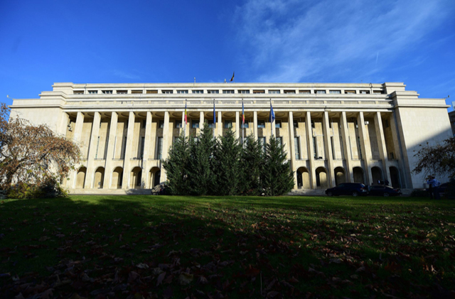 guvernul-prelungeste-cu-12-luni-accesul-la-ingrijiri-paliative-din-pachetul-de-baza