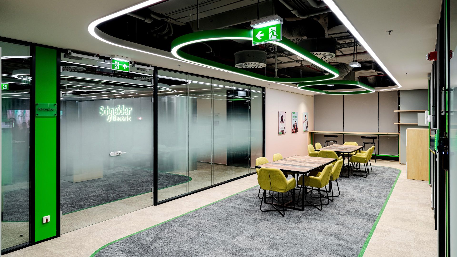am-vizitat-noul-sediu-schneider-electric-din-bucuresti.-cum-arata,-in-practica,-o-cladire-smart-si-eficienta