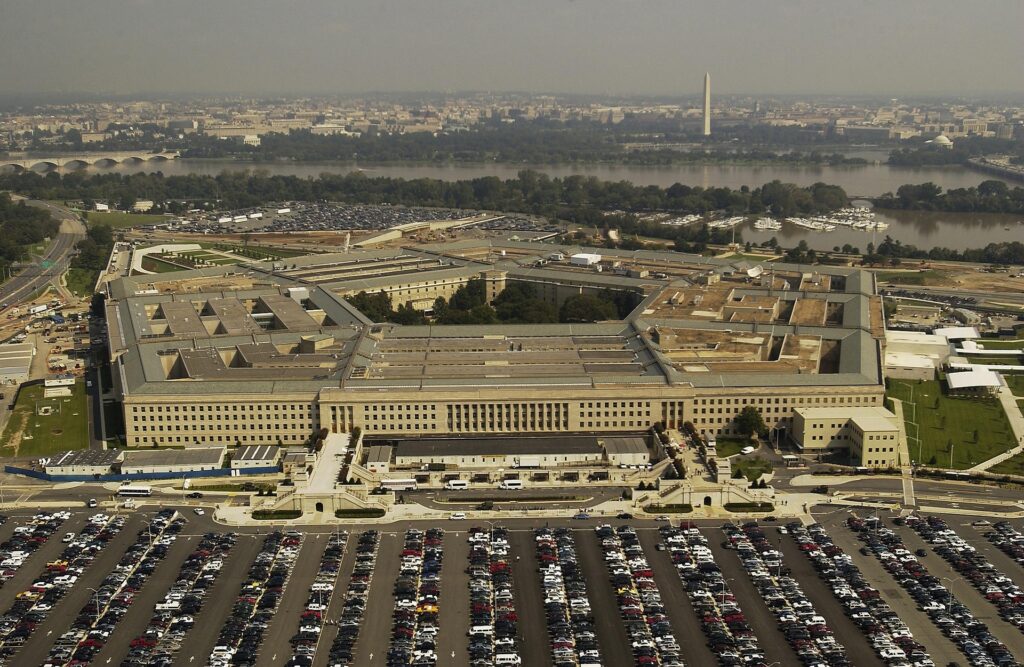 washington-post:-pentagonul-pregateste-1.500-de-militari-pentru-o-posibila-desfasurare-in-minnesota