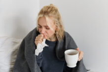 ce-este-virusul-sincitial-respirator:-simptome,-tratament-si-cum-il-deosebesti-de-o-simpla-raceala