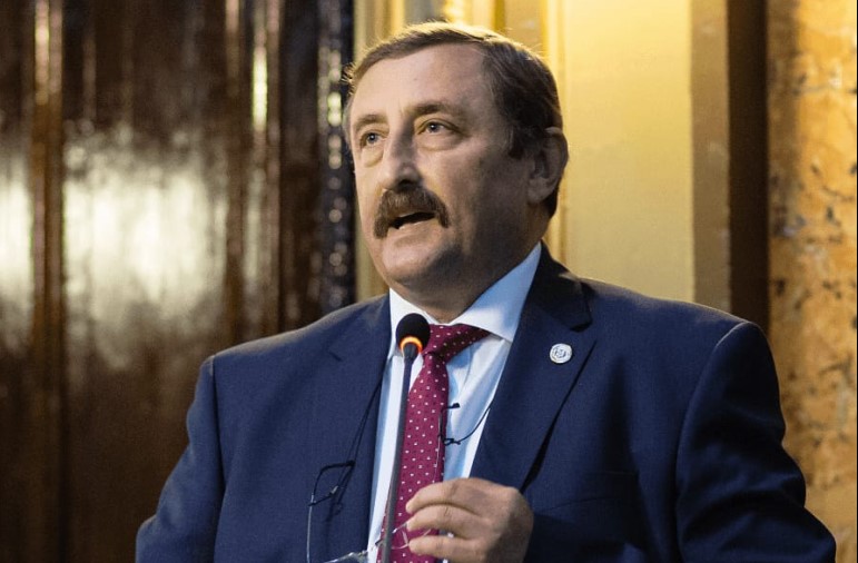prof-univ-dr-ing.-dan-cascaval,-rector-al-tuiasi-si-senator:-internationalizarea-universitatilor-un-paradox-mioritic