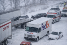 carambol-urias-in-michigan:-peste-100-de-masini-implicate-intr-un-un-accident-in-lant-pe-o-autostrada