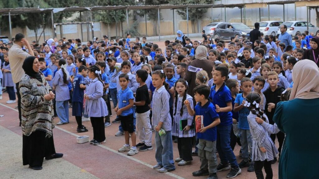 israelul-amana-demolarea-unui-teren-de-fotbal-pentru-copii-palestinieni