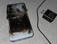 un-telefon-galaxy-s25-plus-a-luat-foc-in-timp-ce-se-afla-la-incarcat.-samsung-confirma-incidentul-si-acorda-despagubiri