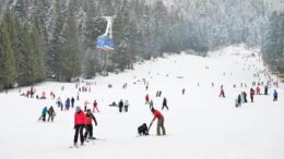 unde-se-afla-cea-mai-lunga-partie-de-schi-din-romania-si-ce-lungime-are.-turistii-o-asteapta-de-mult-timp