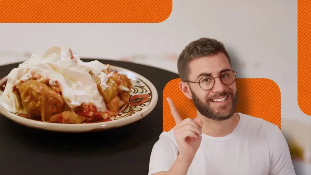 un-vlogger-de-origine-romana-le-prezinta-francezilor-mancarea-romaneasca.-ce-spune-cyprien-despre-mici,-sarmalele-si-branza-cu-smantana-si-mamaliga