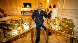 robbie-williams-–-mai-tare-ca-beatles-in-topul-albumelor-din-marea-britanie