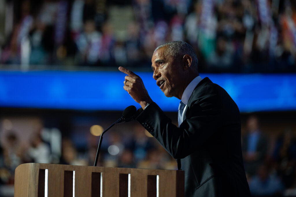 barack-obama,-dupa-ce-agentii-ice-au-impuscat-un-barbat-in-minneapolis:-multe-dintre-valorile-fundamentale-ale-sua,-din-ce-in-ce-mai-amenintate