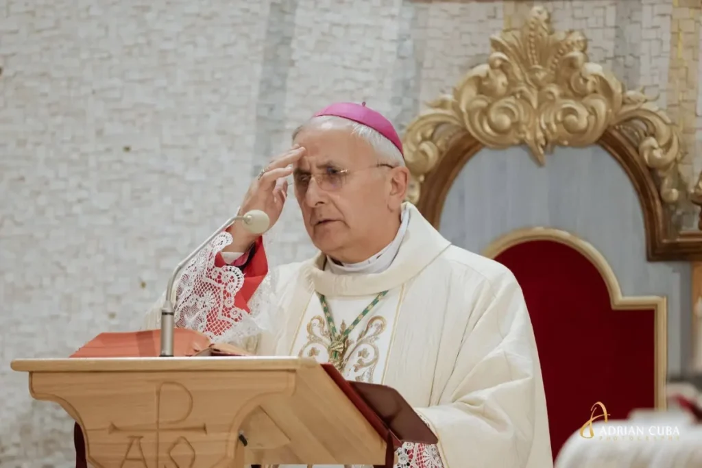 un-preot-din-bacau-ar-fi-abuzat-sexual-o-minora-de-13-ani!-episcopia-din-iasi-si-vaticanul-sunt-acuzate-ca-au-ascuns-cazul