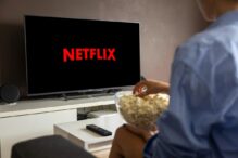 serialul-de-pe-netflix-care-a-cucerit-deja-abonatii-din-zeci-de-tari,-inclusiv-in-romania,-desi-a-fost-lansat-cu-doar-cateva-zile-in-urma