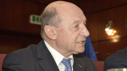 traian-basescu-a-explodat-de-nervi-cand-a-auzit-ce-a-patit-ana-barbosu:-americii-nu-i-au-ajuns-toate-medaliile!