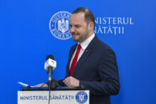rogobete-despre-retelele-sociale:-mi-e-teama-de-supra-reglementare.-solutia-este-data-de-educatie
