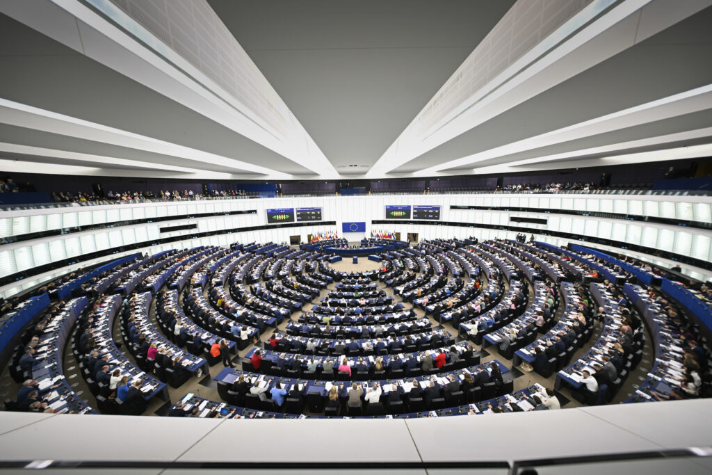 amendament-depus-de-un-roman-la-bugetul-european:-90-de-miliarde-de-euro-pentru-sanatate