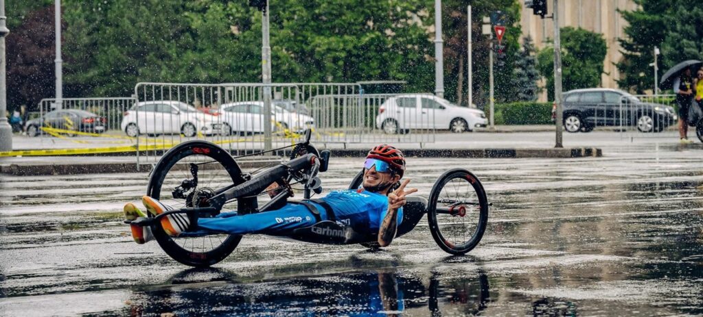 cine-este-costin-comsa,-campion-national-de-6-ori-in-paraciclism!-a-fost-lovit-de-masina-cand-se-antrena:-am-avut-noroc