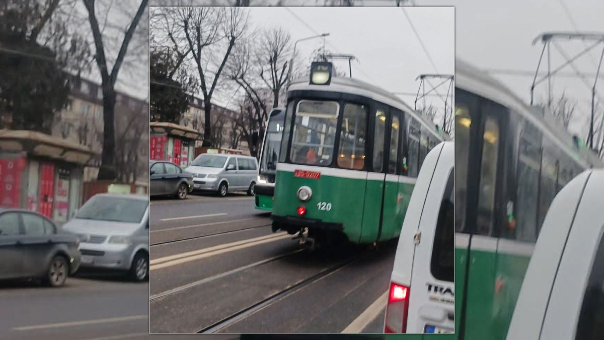 vatman-din-iasi,-acuzat-de-abuz-dupa-ce-a-dat-jos-din-tramvai-doua-eleve.-acesta-risca-sa-fie-sanctionat-de-conducerea-ctp