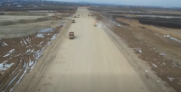lucrarile-la-autostrada-a7-bacau-–-pascani-continua-intr-un-ritm-sustinut.-iata-imaginile-de-la-fata-locului