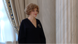 vicepremierul-oana-gheorghiu-isi-ia-o-marja-serioasa-pentru-reforma-statului-este-un-proces-de-durata.-ii-invatam-pe-oameni-ce-este-guvernanta