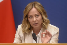 giorgia-meloni:-cei-care-protesteaza-fata-de-jocurile-olimpice-sunt-dusmani-ai-italiei