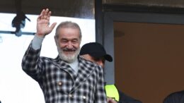 gigi-becali-a-dat-afara-doi-jucatori,-in-pauza-meciului-cu-otelul.-cine-sunt-jucatorii-care-l-au-suparat-pe-patronul-fcsb,-desi-echipa-a-castigat