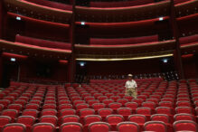 uniter-critica-proiectul-pilot-al-ministerului-culturii-privind-normarea-timpului-de-munca-in-teatre:-resimtim-socati-un-parfum-de-nostalgie-a-anilor-80