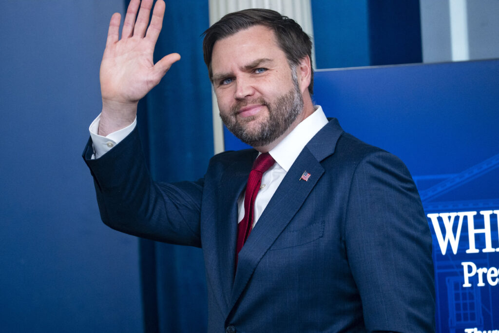 sua-isi-mentin-interesul-pentru-groenlanda.-jd-vance:-investitiile-in-arctica-trebuie-sa-aduca-beneficii